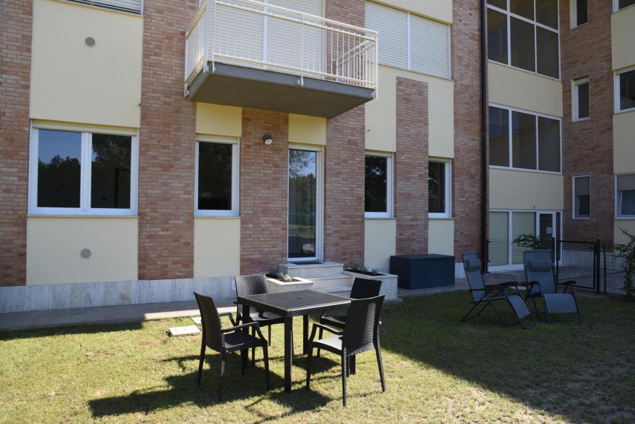 Residence Il Piviere App 7 With Private Garden Calambrone Exterior photo